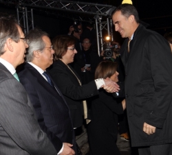 Sus Altezas Reales los Príncipes de Asturias a su llegada a la nueva sede de la Agencia EFE, son recibidos por la vicepresidenta del Gobierno, la secr